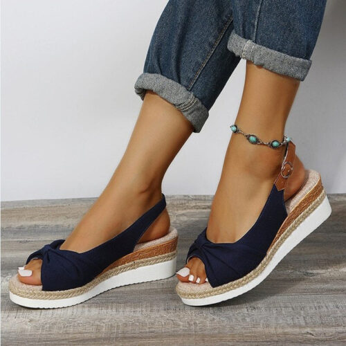 Orthopedic sandals with toe tips